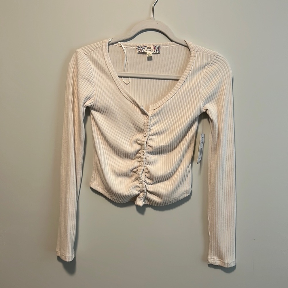 Soft fitted sweater